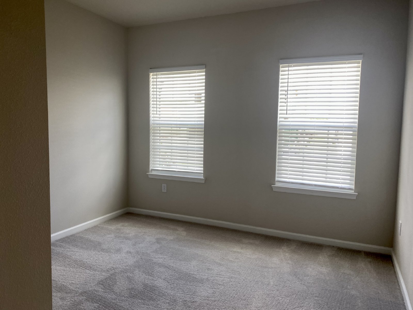 New Construction 4 Bed 2 Bath For Rent!!!!!! property image