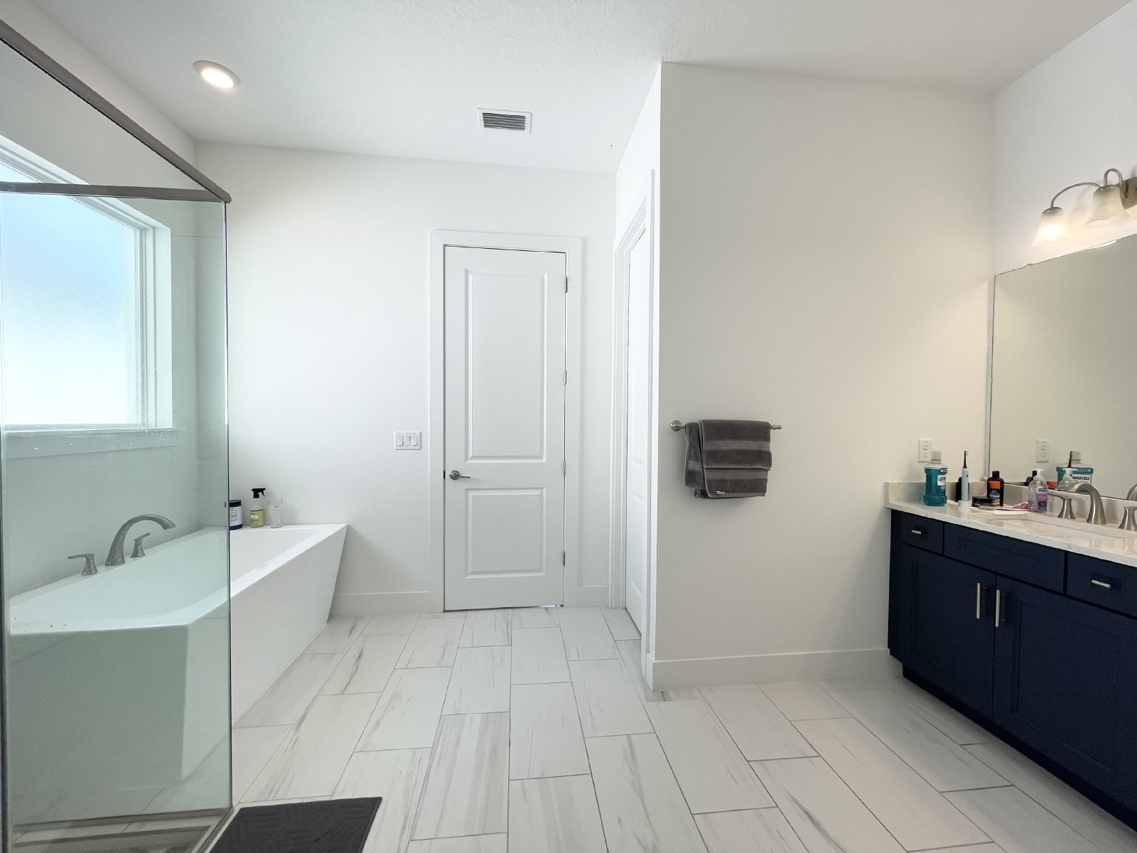 Wesley Chapel 3BR Home with Water View & Lagoon Pool Access property image