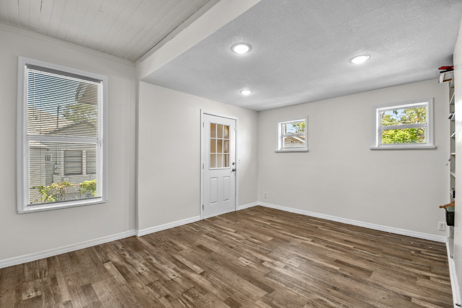Completely Remodeled 3/2 Two Story property image