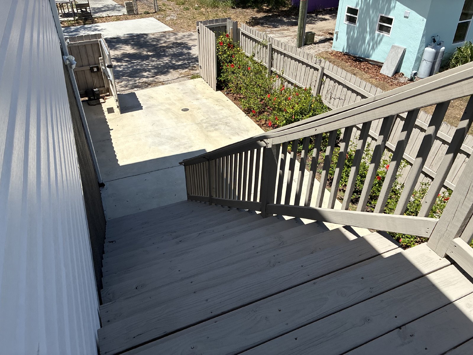 Adorable 1/1 Garage Apartment property image
