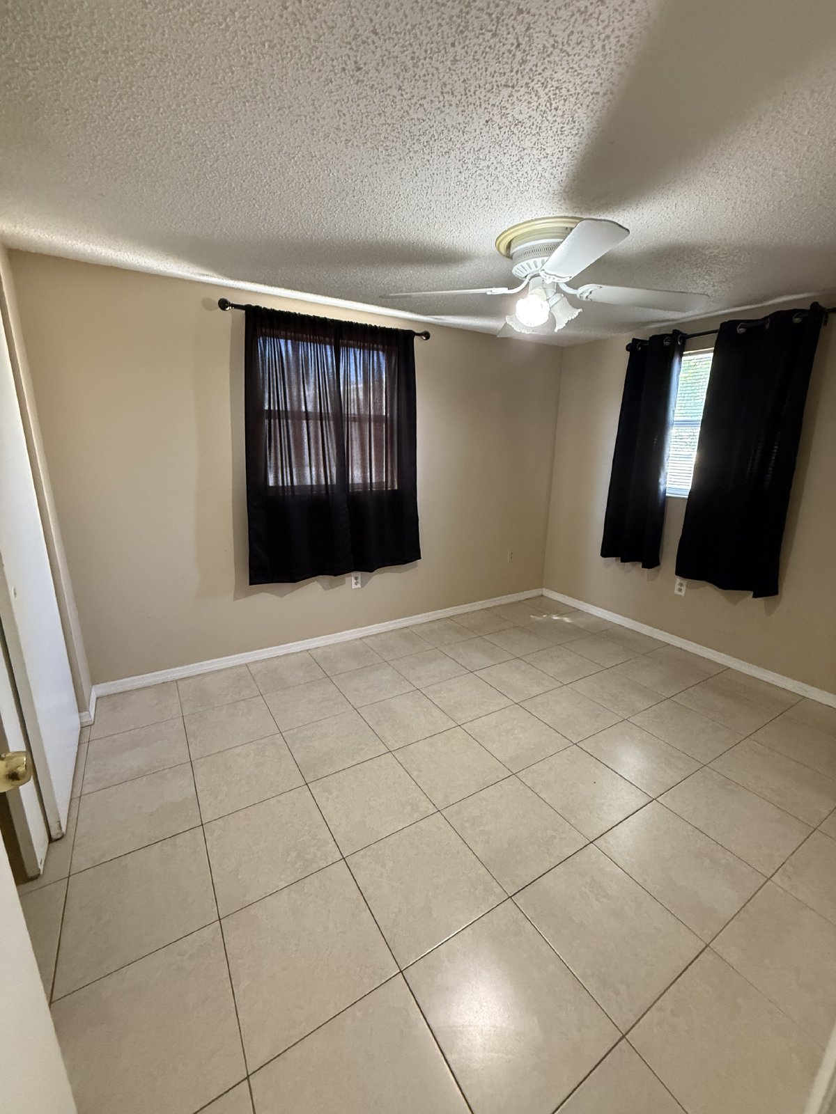 3 Bedroom, 1 Bathroom New Port Richey property image