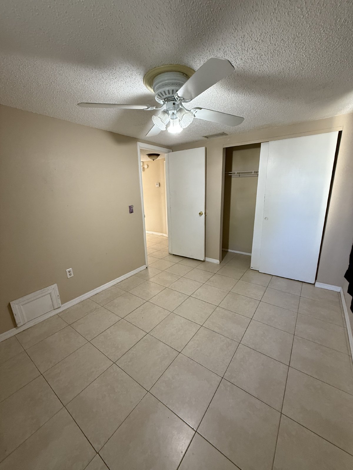 3 Bedroom, 1 Bathroom New Port Richey property image