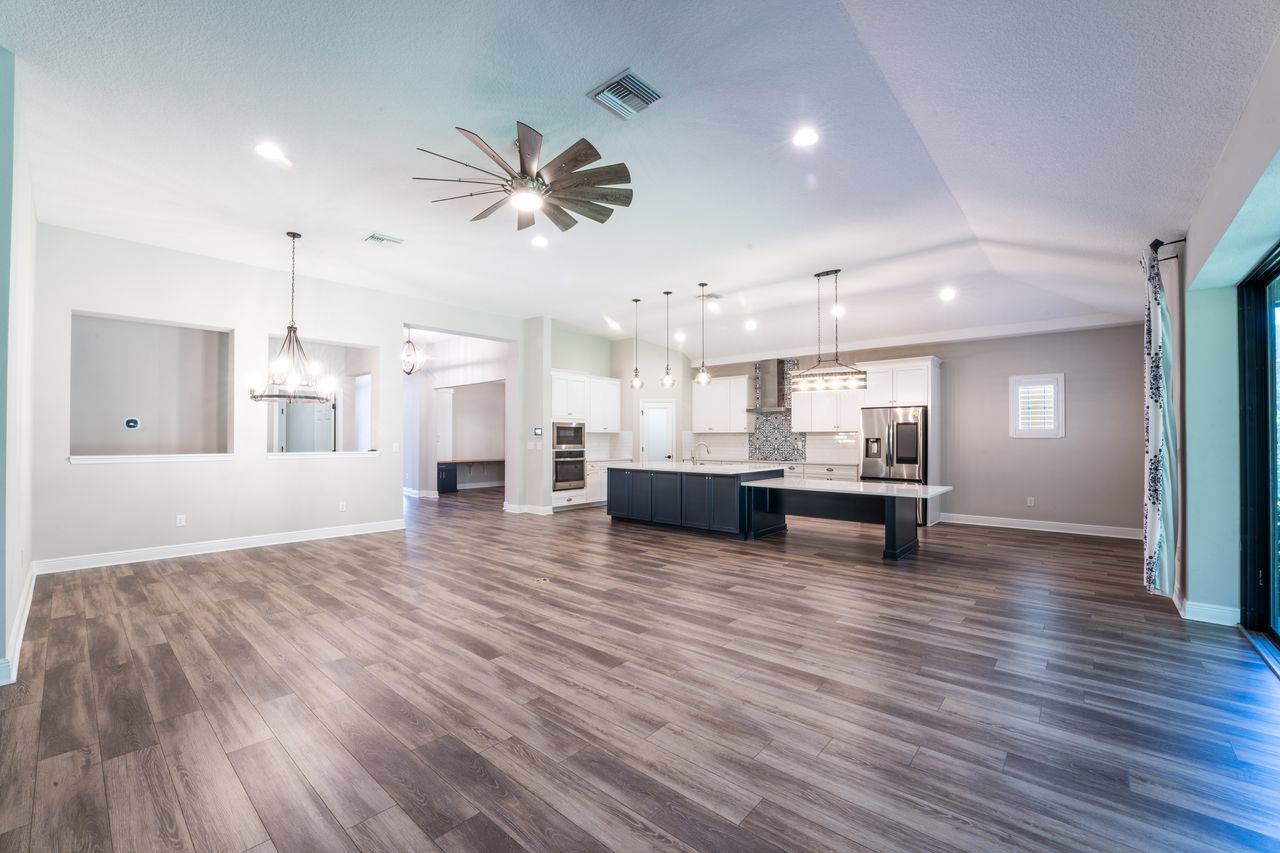 Three Bedroom With Den Custom Home In Triple Creek property image