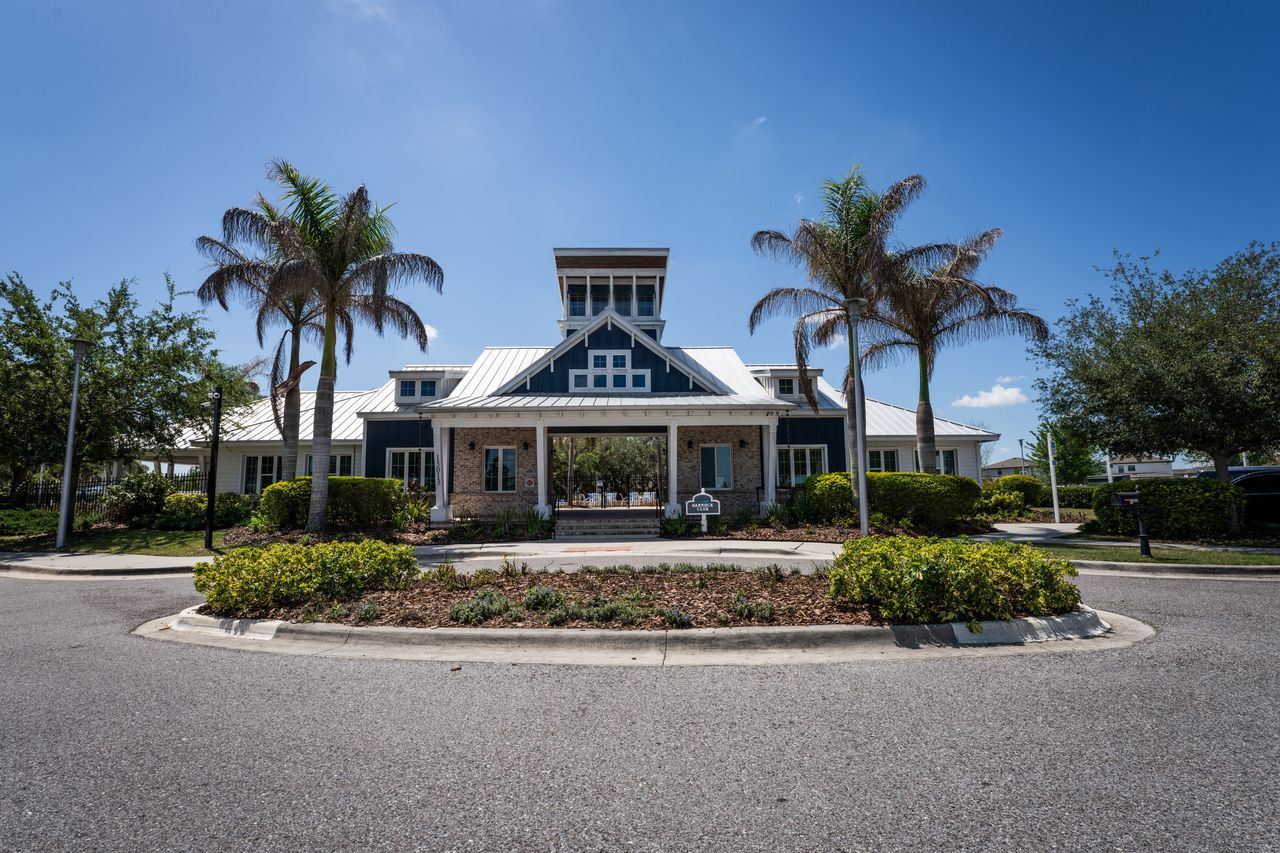 Three Bedroom With Den Custom Home In Triple Creek property image