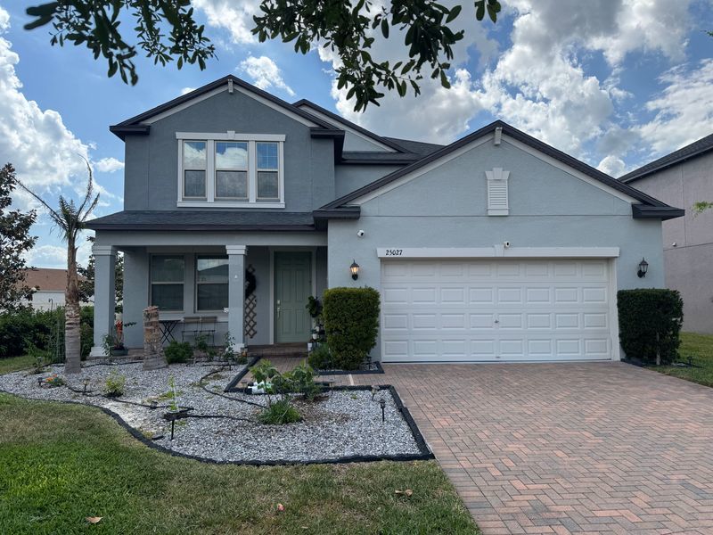 Beautiful Modern 4 Bedroom 3 Bathroom Home In Lutz property image