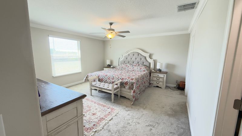 Beautiful Modern 4 Bedroom 3 Bathroom Home In Lutz property image