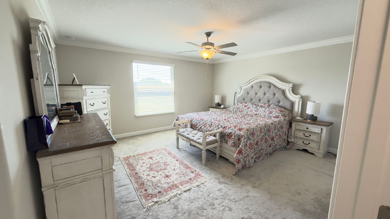 Beautiful Modern 4 Bedroom 3 Bathroom Home In Lutz property image