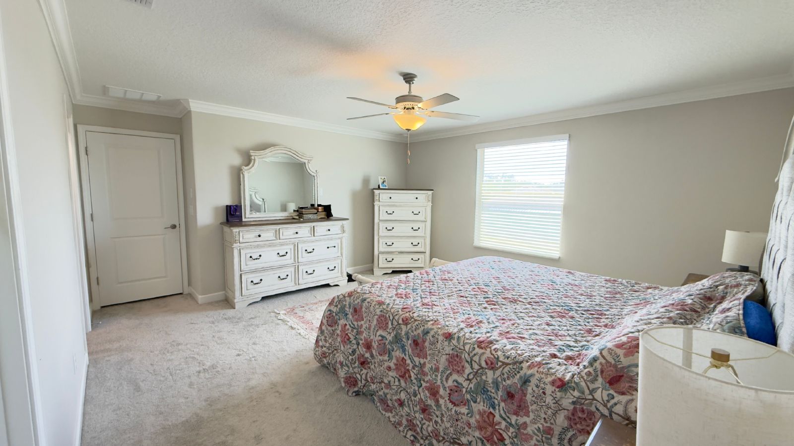 Beautiful Modern 4 Bedroom 3 Bathroom Home In Lutz property image