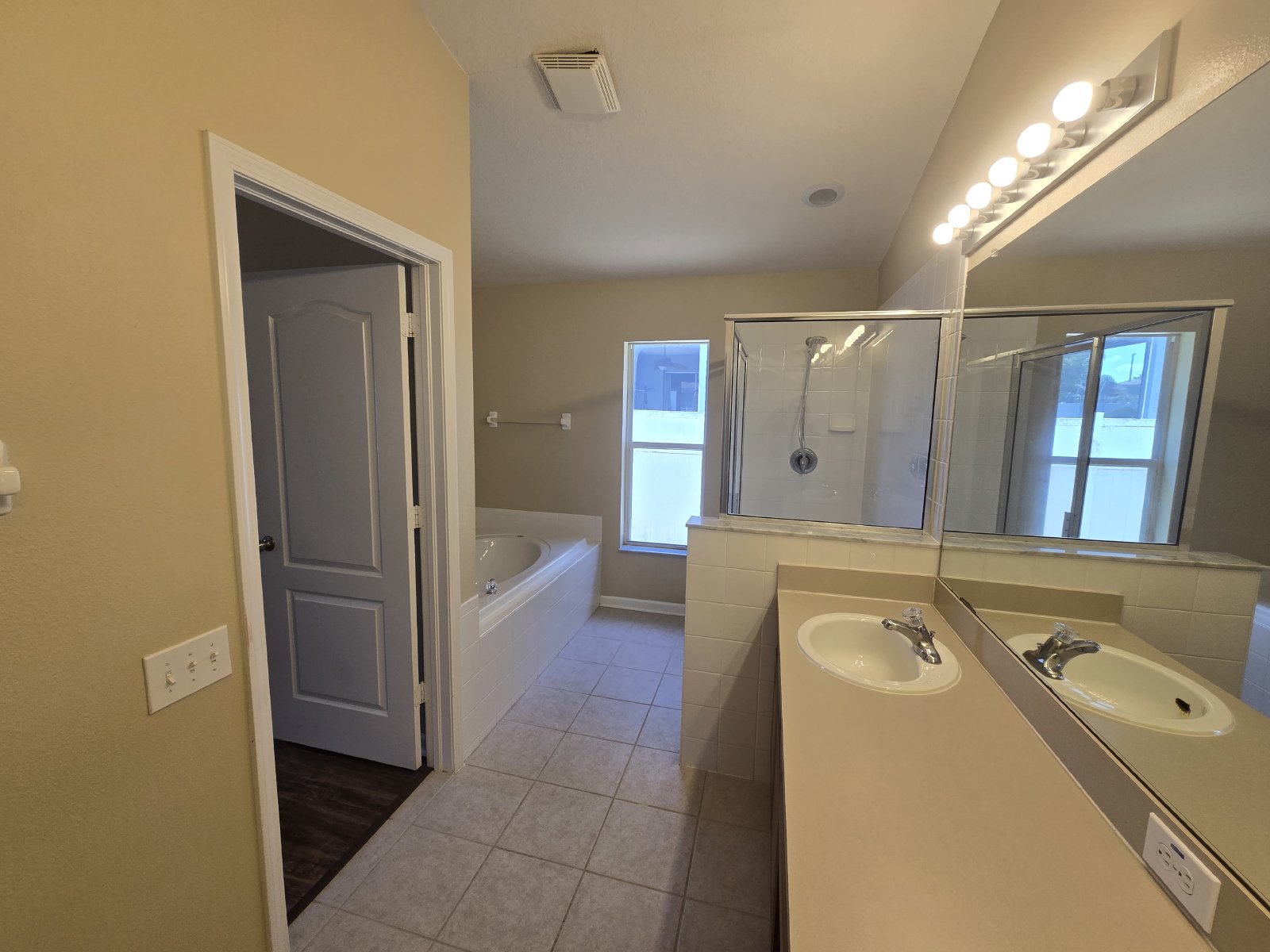 Beautiful 3 Bedroom Home In Palm Cove property image