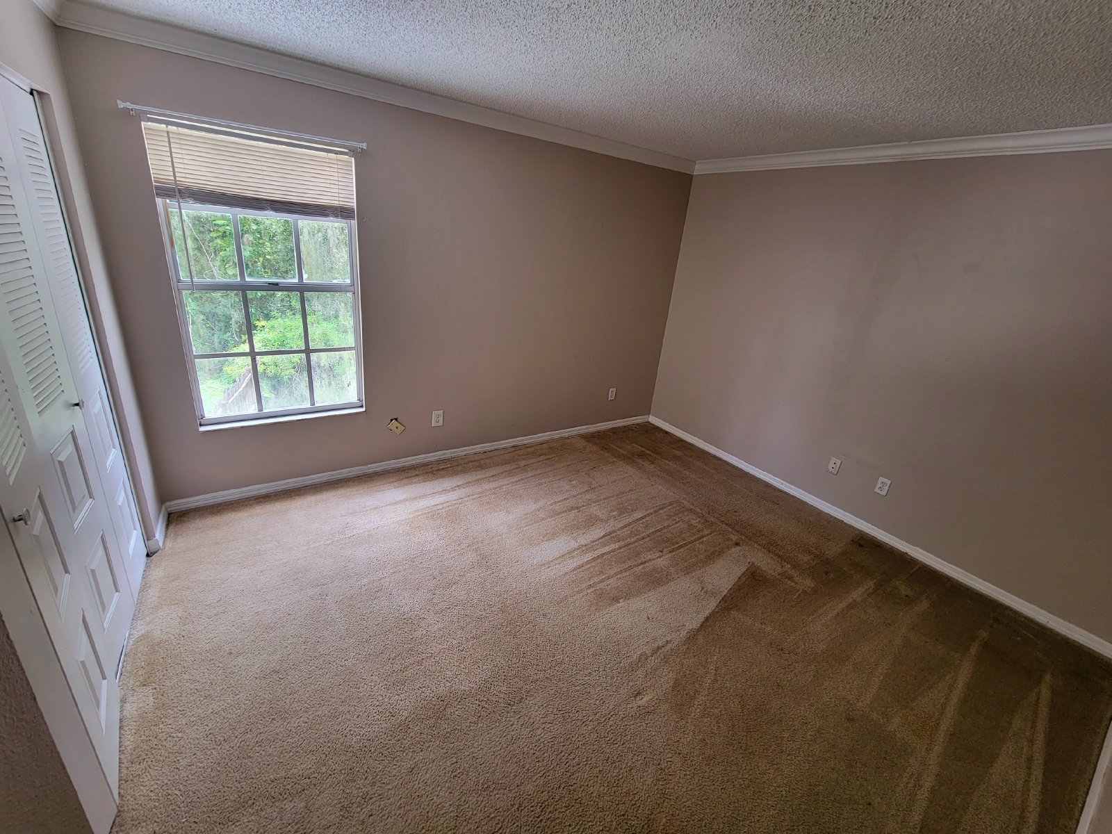 Cute 2/2.5 Townhouse With Fenced Yard property image