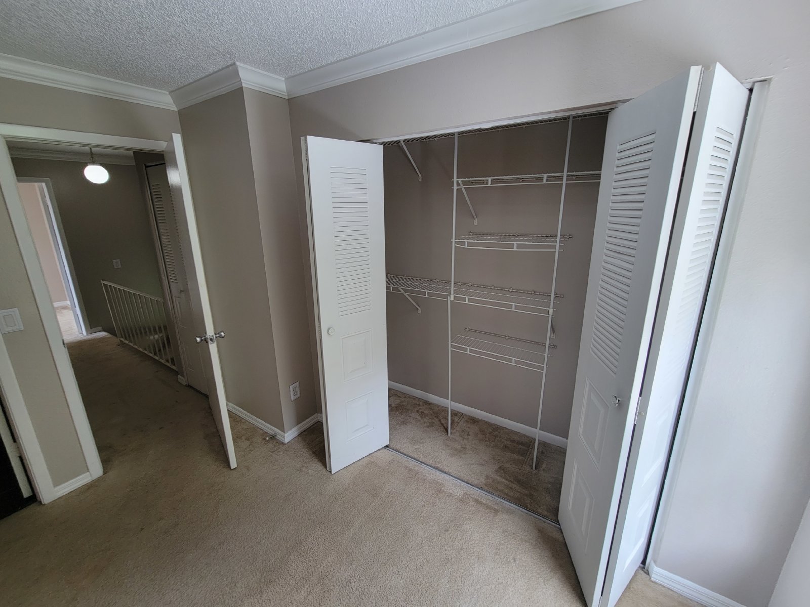 Cute 2/2.5 Townhouse With Fenced Yard property image