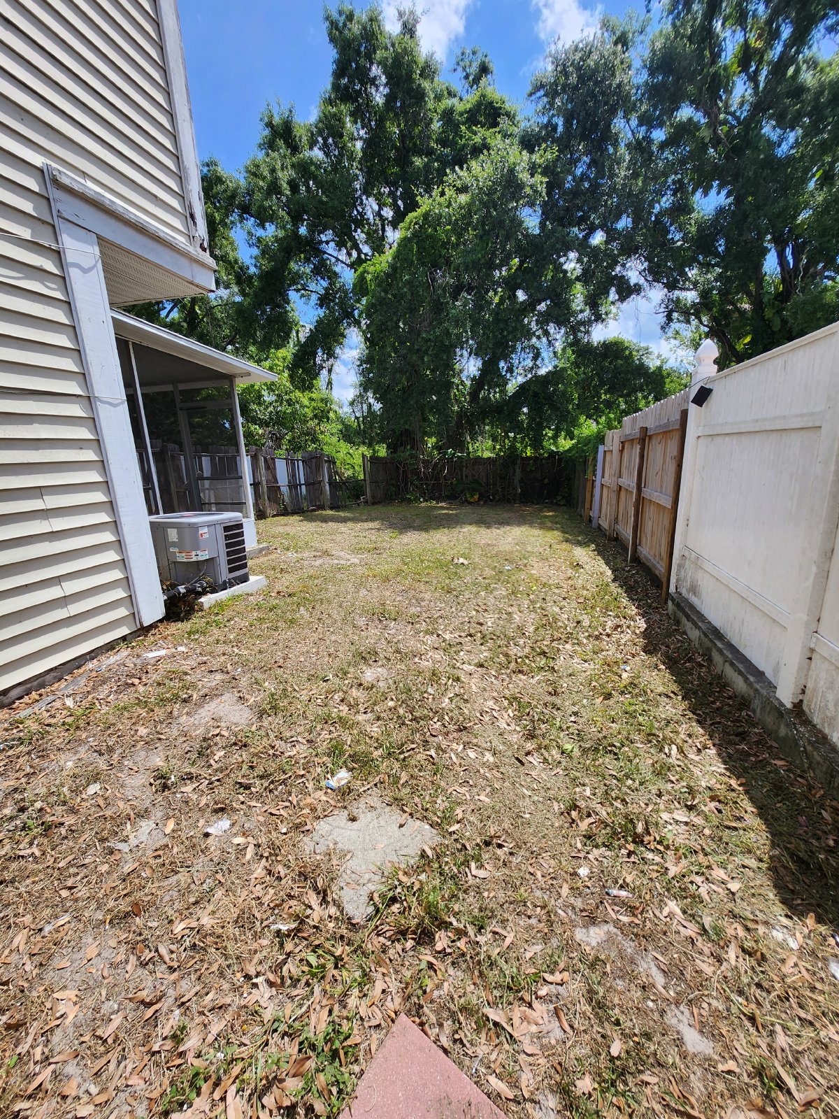 Cute 2/2.5 Townhouse With Fenced Yard property image