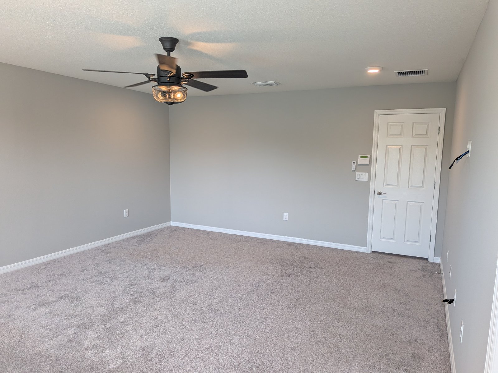 3/2.5/2 Former Model Home In Avalon Park property image