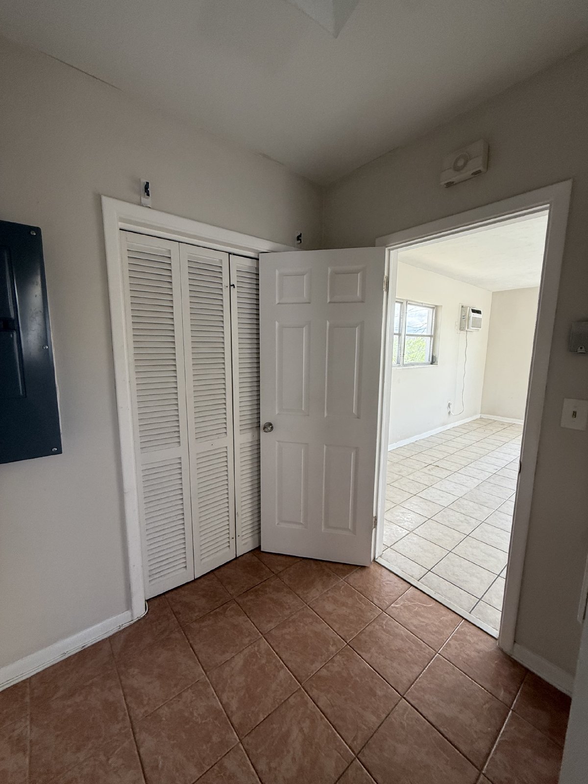 Studio Apartment property image