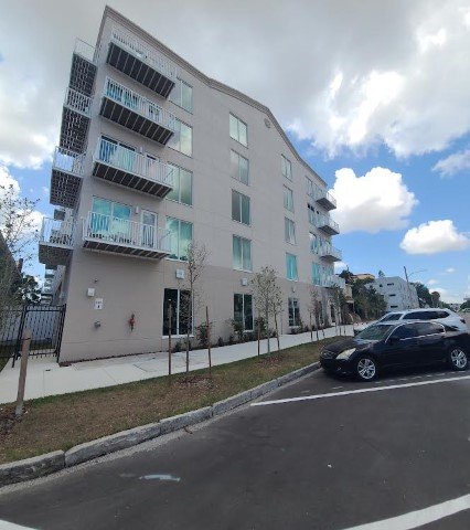 Newer 2/2 Condo In Downtown St Petersburg! property image