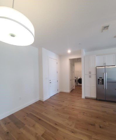 Newer 2/2 Condo In Downtown St Petersburg! property image
