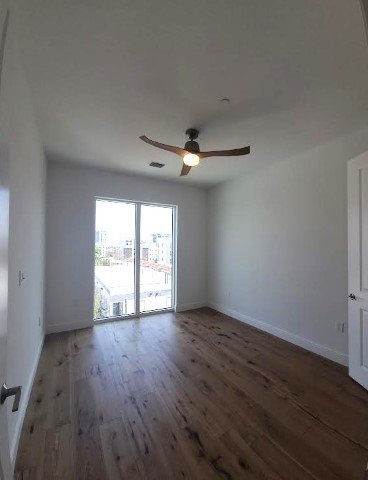 Newer 2/2 Condo In Downtown St Petersburg! property image