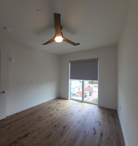 Newer 2/2 Condo In Downtown St Petersburg! property image