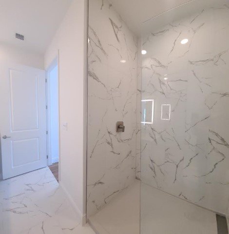Newer 2/2 Condo In Downtown St Petersburg! property image