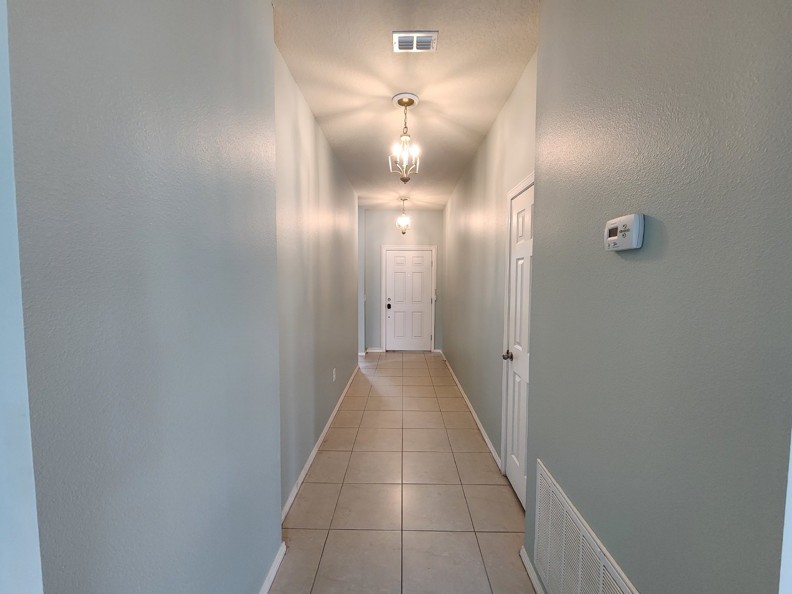 Gorgeous 3/2/2 In Trillium Avail 6/15 property image