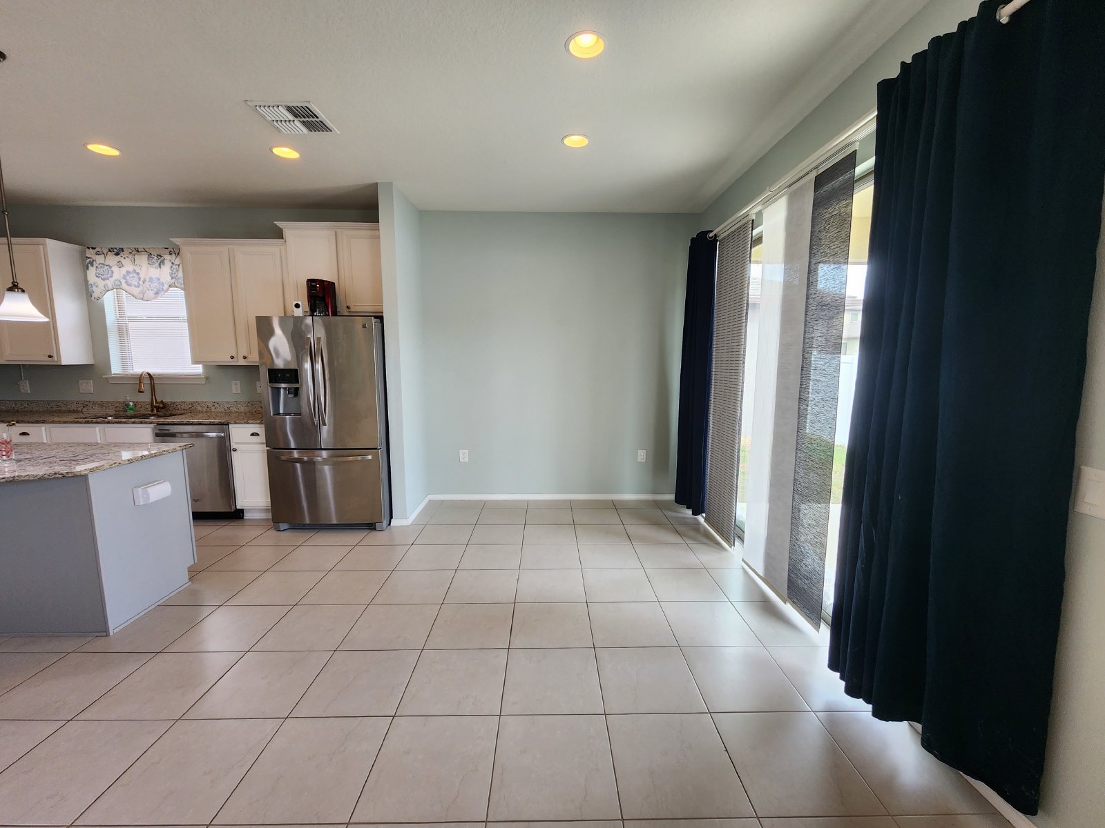 Gorgeous 3/2/2 In Trillium Avail 6/15 property image