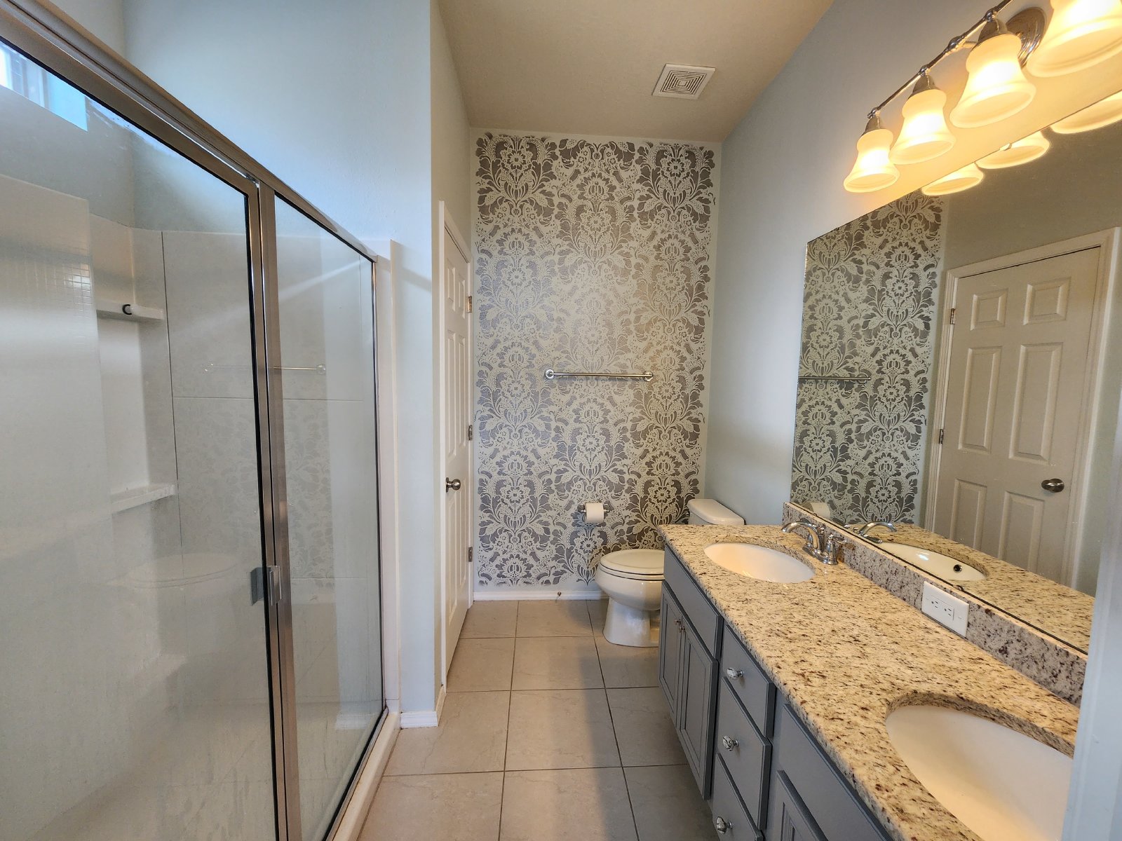 Gorgeous 3/2/2 In Trillium Avail 6/15 property image