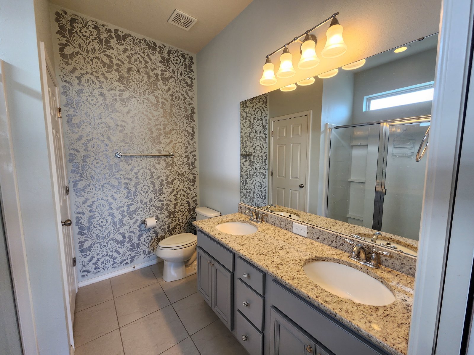 Gorgeous 3/2/2 In Trillium Avail 6/15 property image