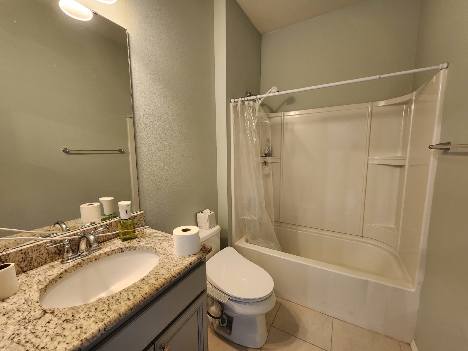 Gorgeous 3/2/2 In Trillium Avail 6/15 property image