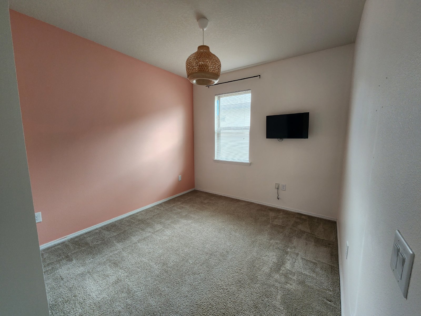Gorgeous 3/2/2 In Trillium Avail 6/15 property image