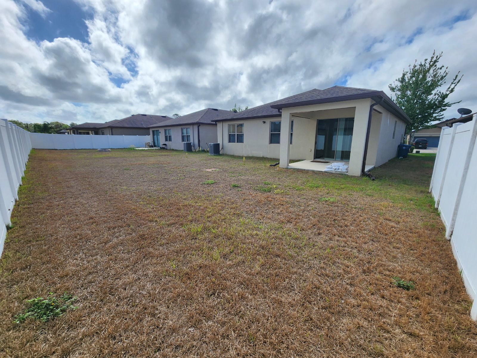 Gorgeous 3/2/2 In Trillium Avail 6/15 property image