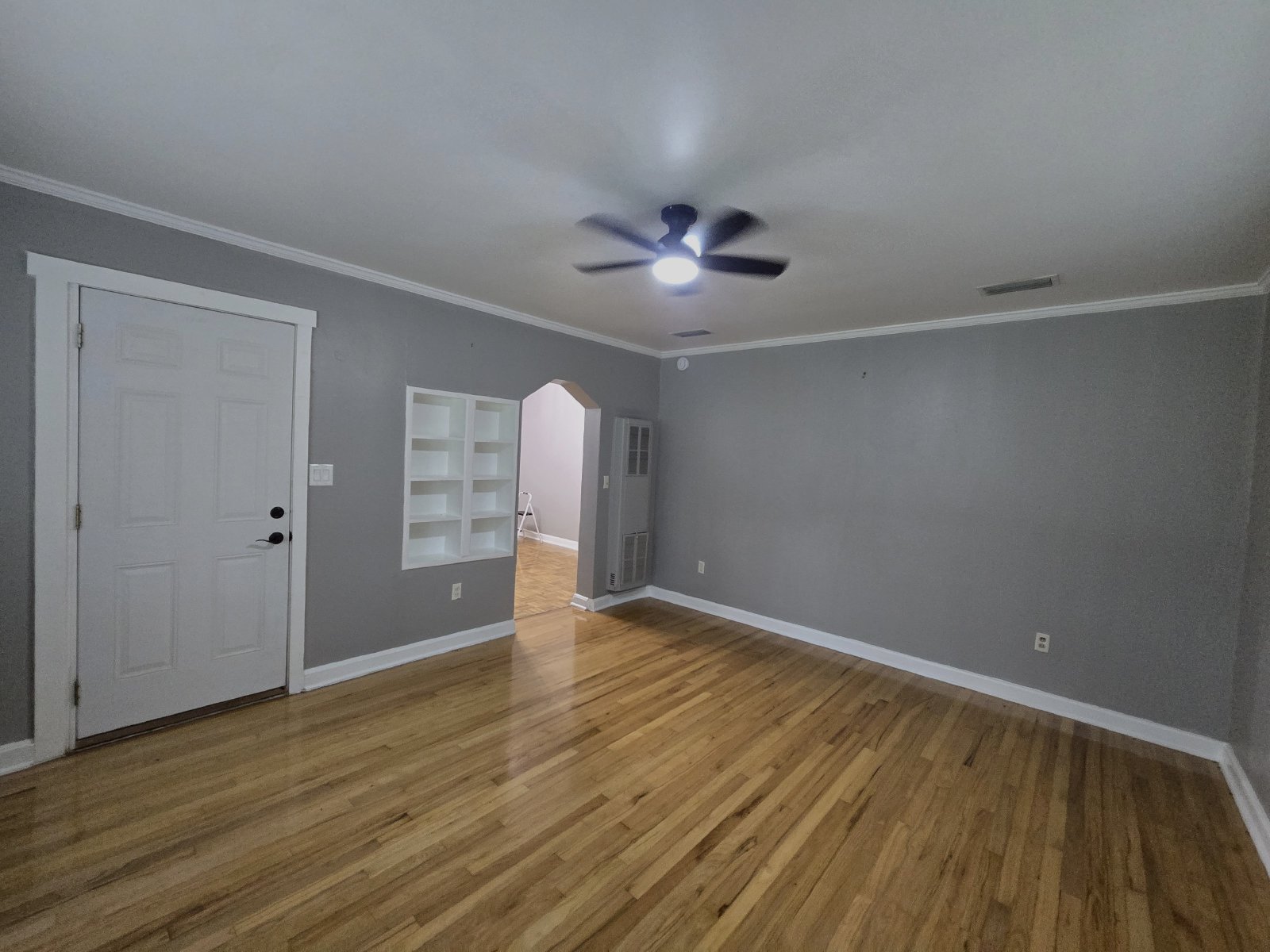 2/1/DEN Located In Brooksville, FL In Masaryktown! property image