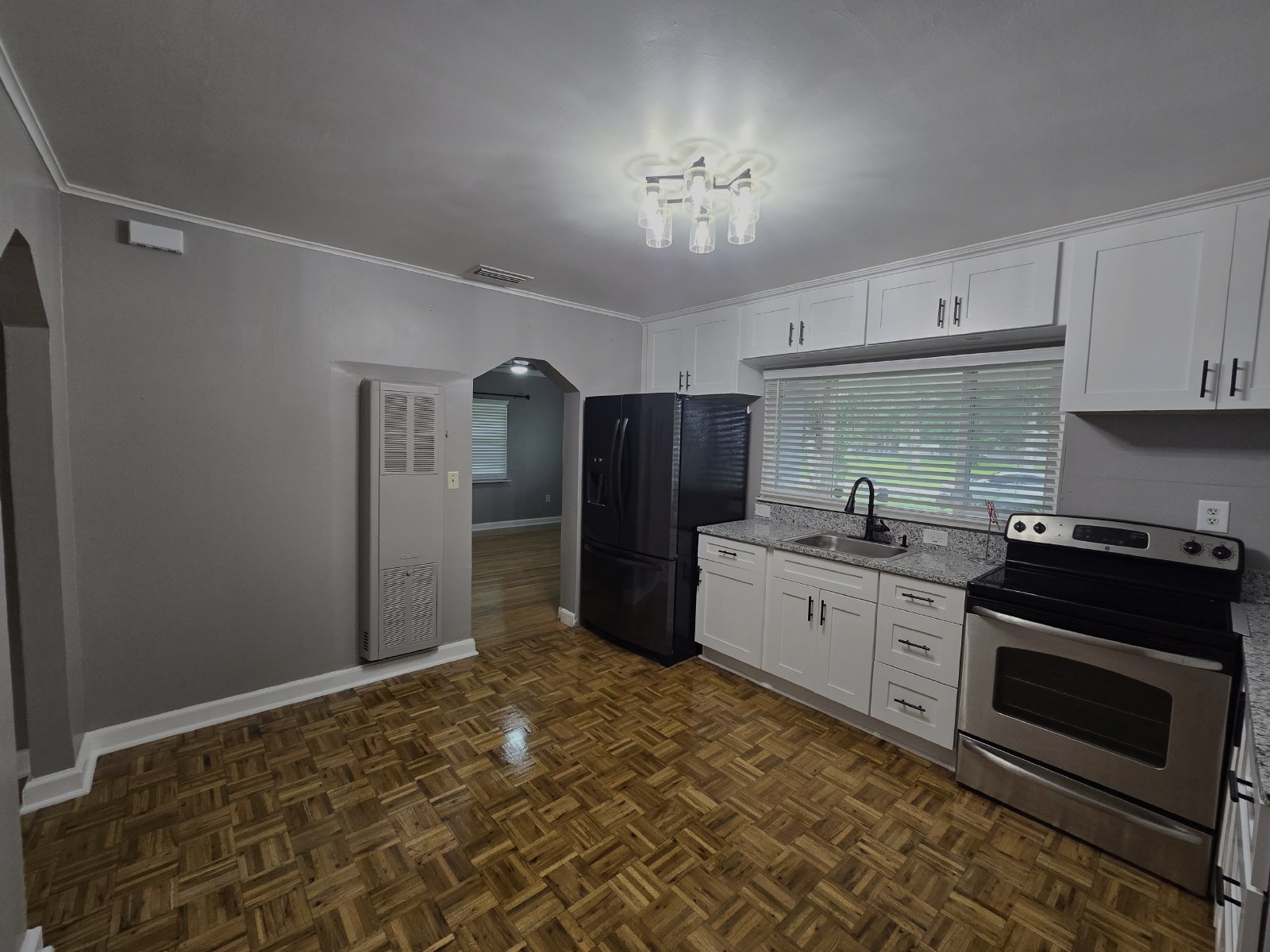2/1/DEN Located In Brooksville, FL In Masaryktown! property image