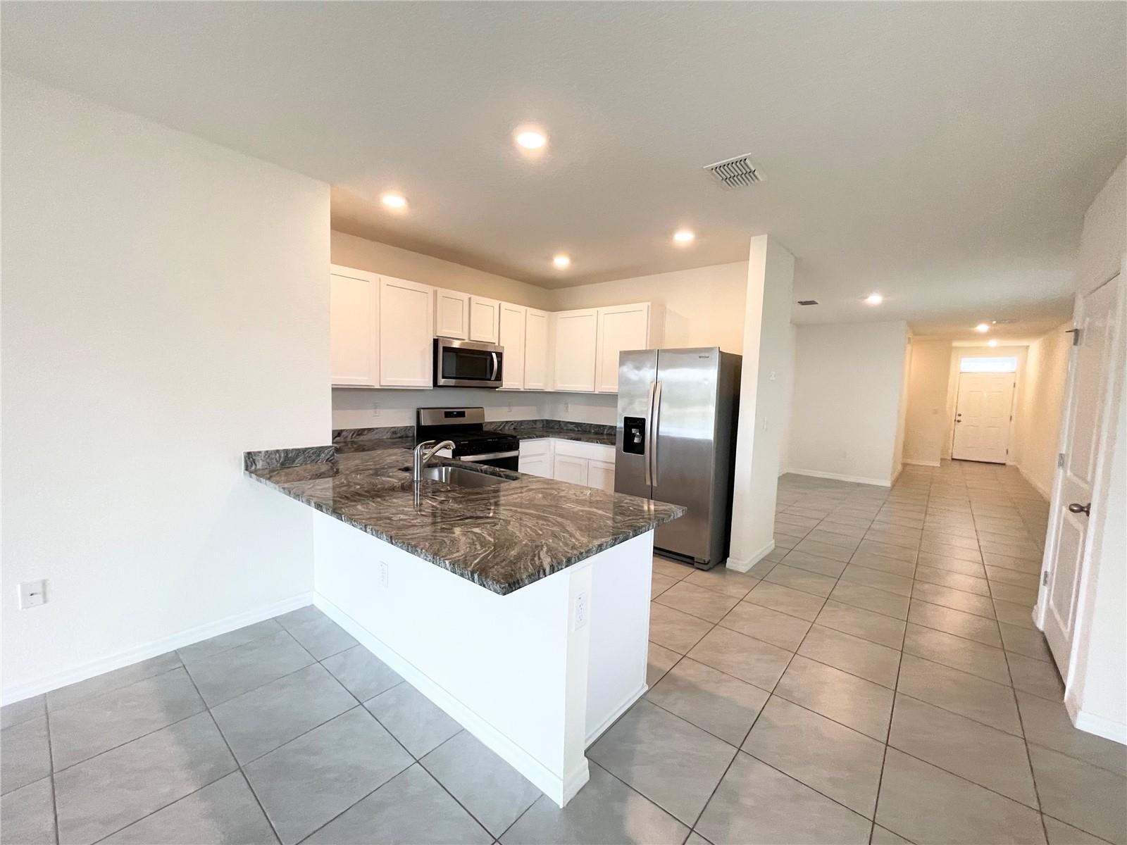 Move-In Ready 3 Bedroom Home In Zephyrhills property image