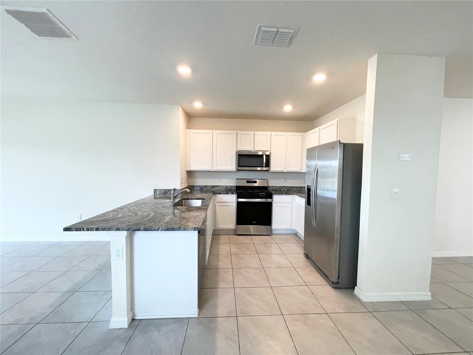 Move-In Ready 3 Bedroom Home In Zephyrhills property image