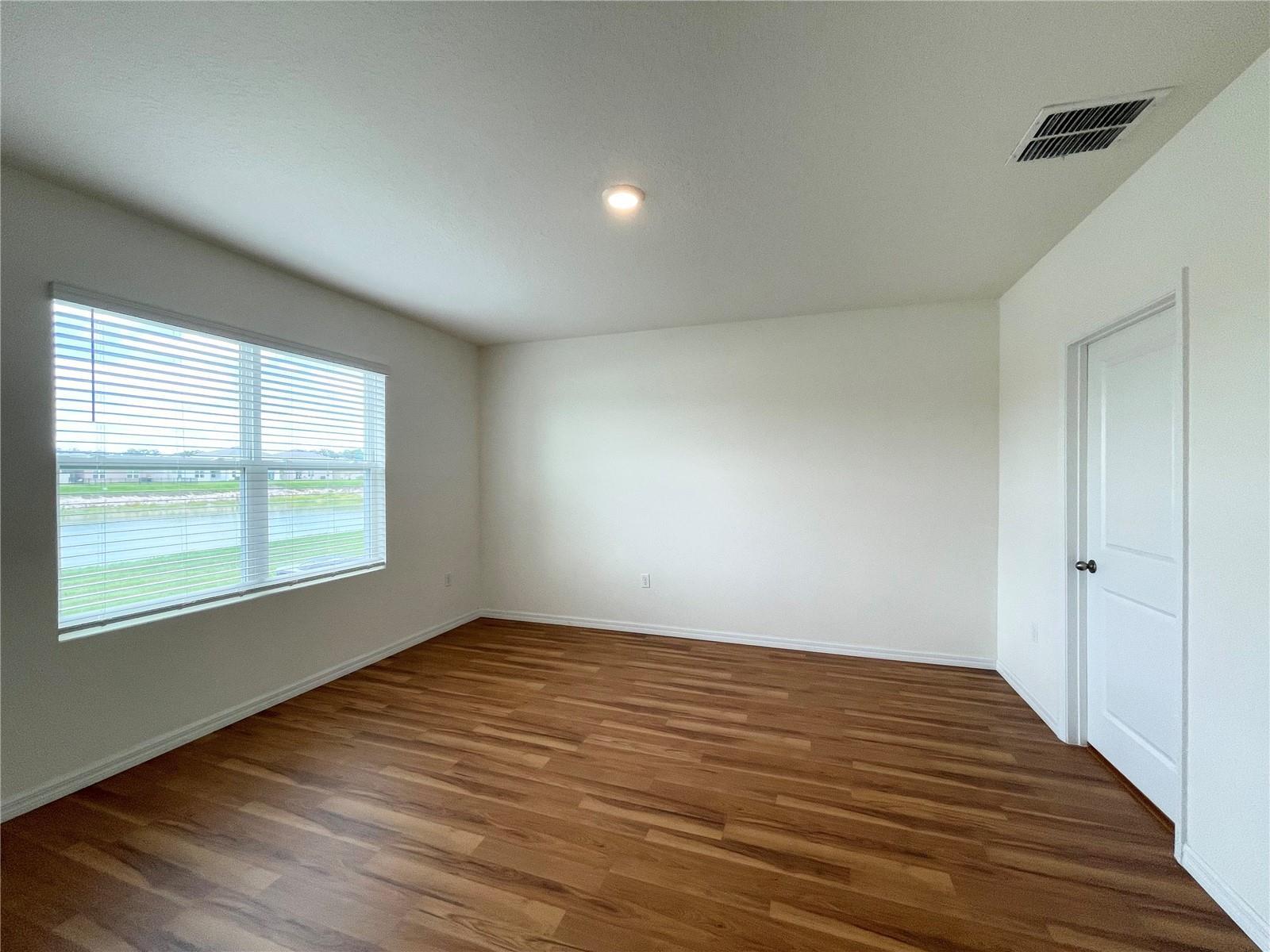 Move-In Ready 3 Bedroom Home In Zephyrhills property image