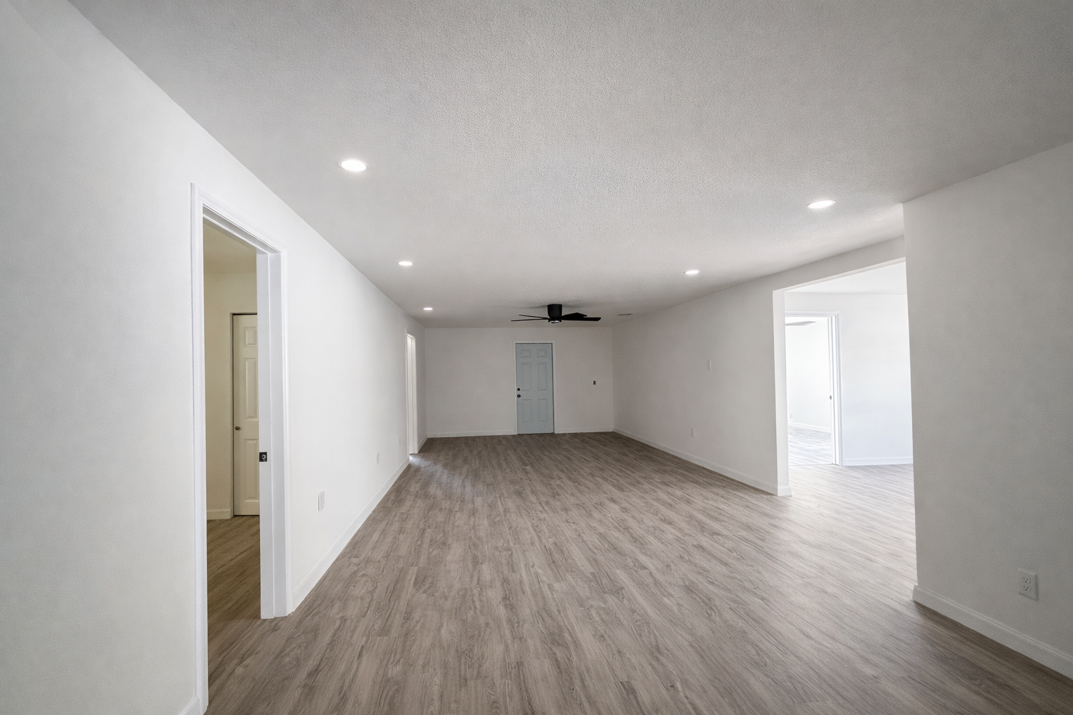 Beautifully Renovated 5/2 In Crystal River property image