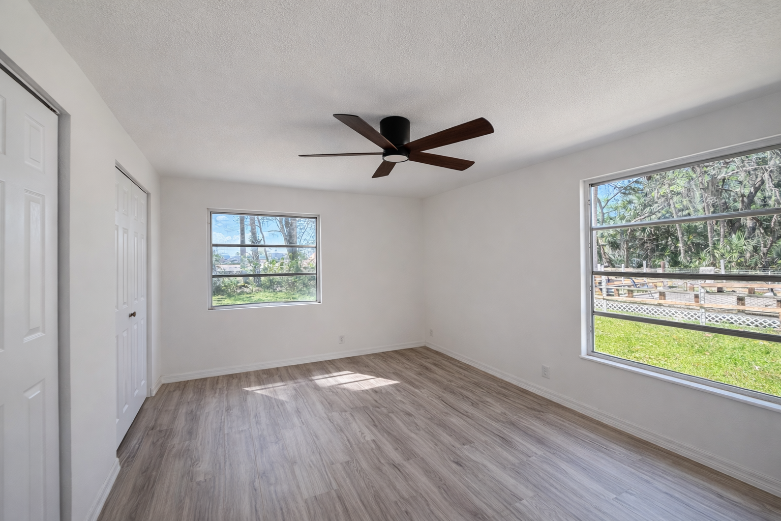 Beautifully Renovated 5/2 In Crystal River property image