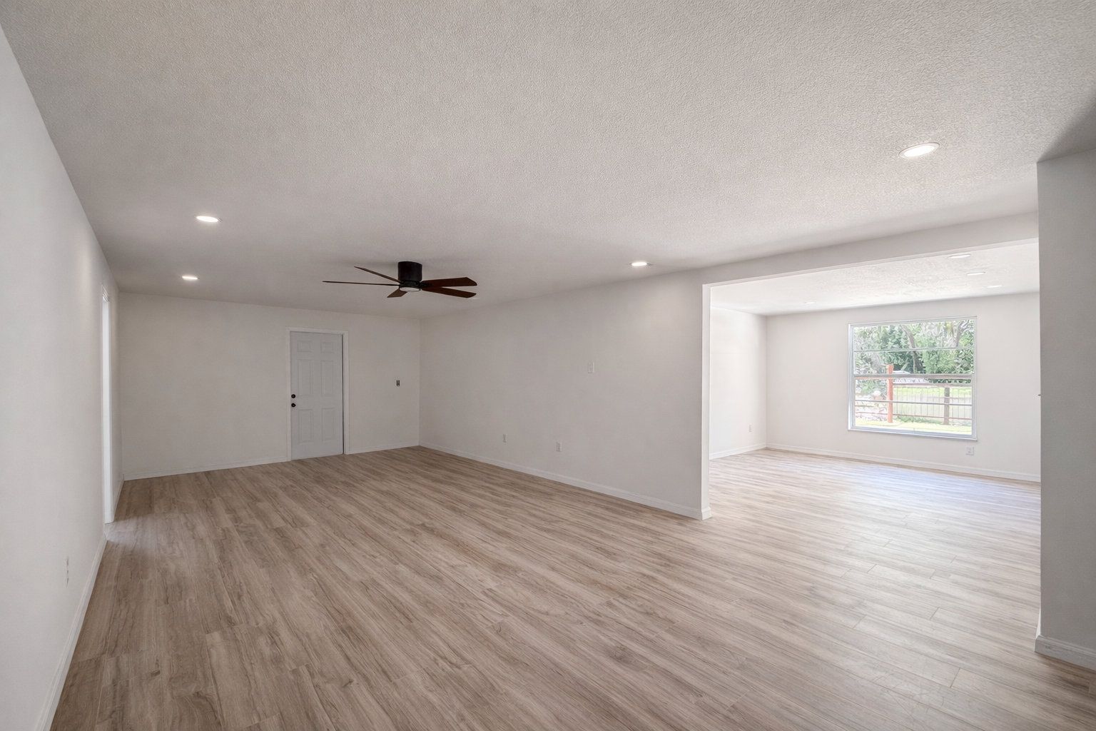 Beautifully Renovated 5/2 In Crystal River property image