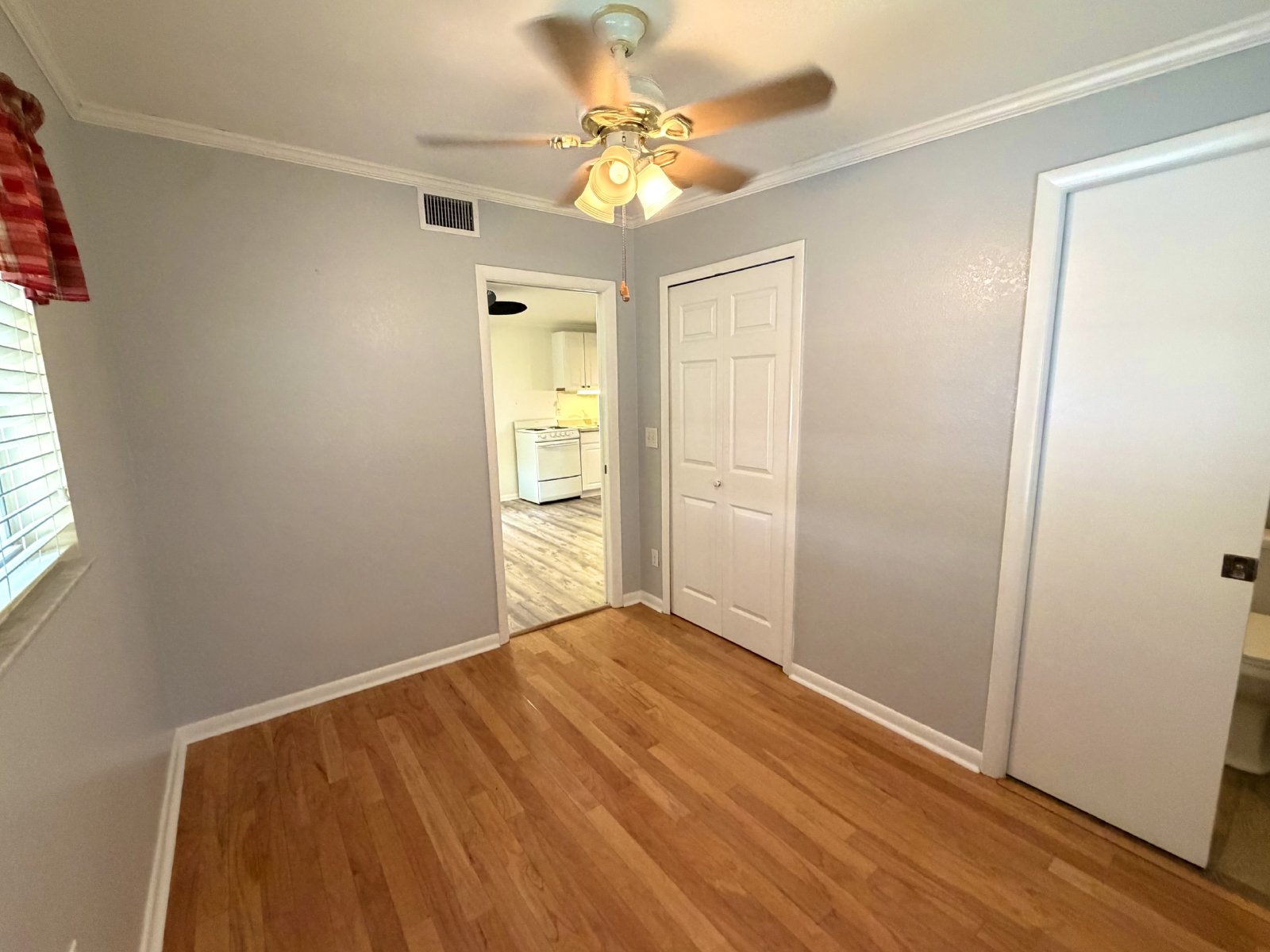 Two bedroom home for rent in North St Petersburg property image