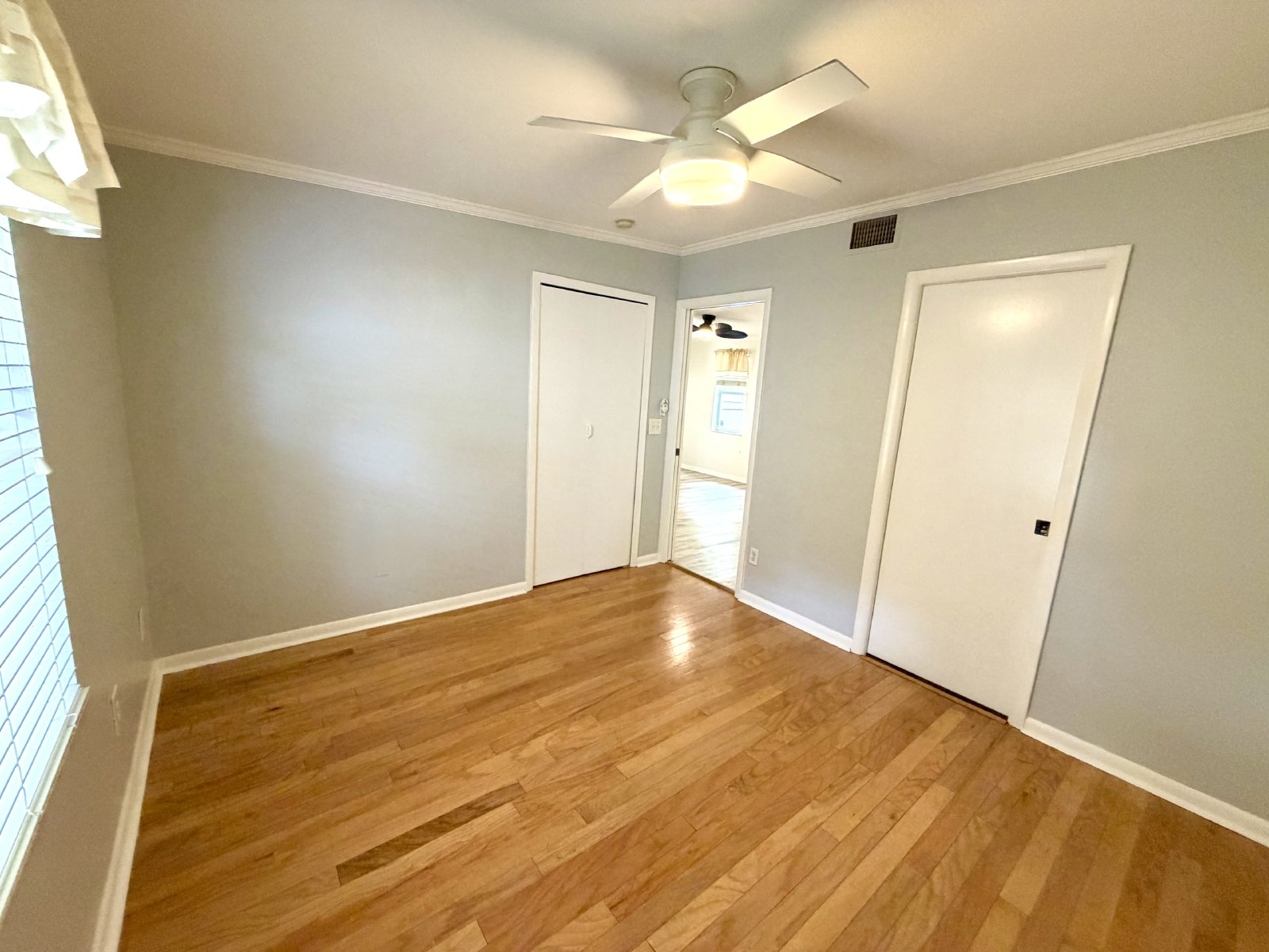 Two bedroom home for rent in North St Petersburg property image