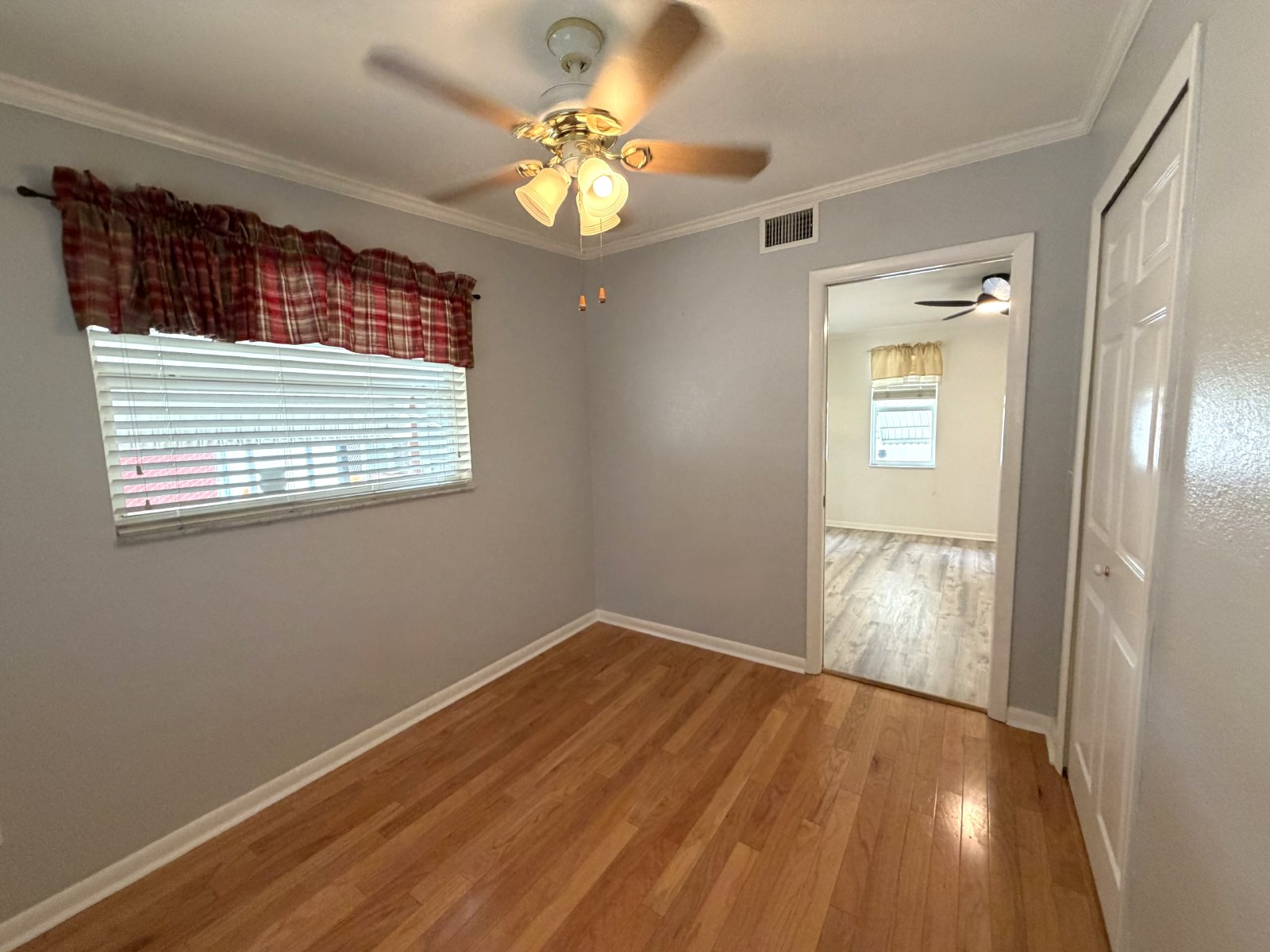 Two bedroom home for rent in North St Petersburg property image