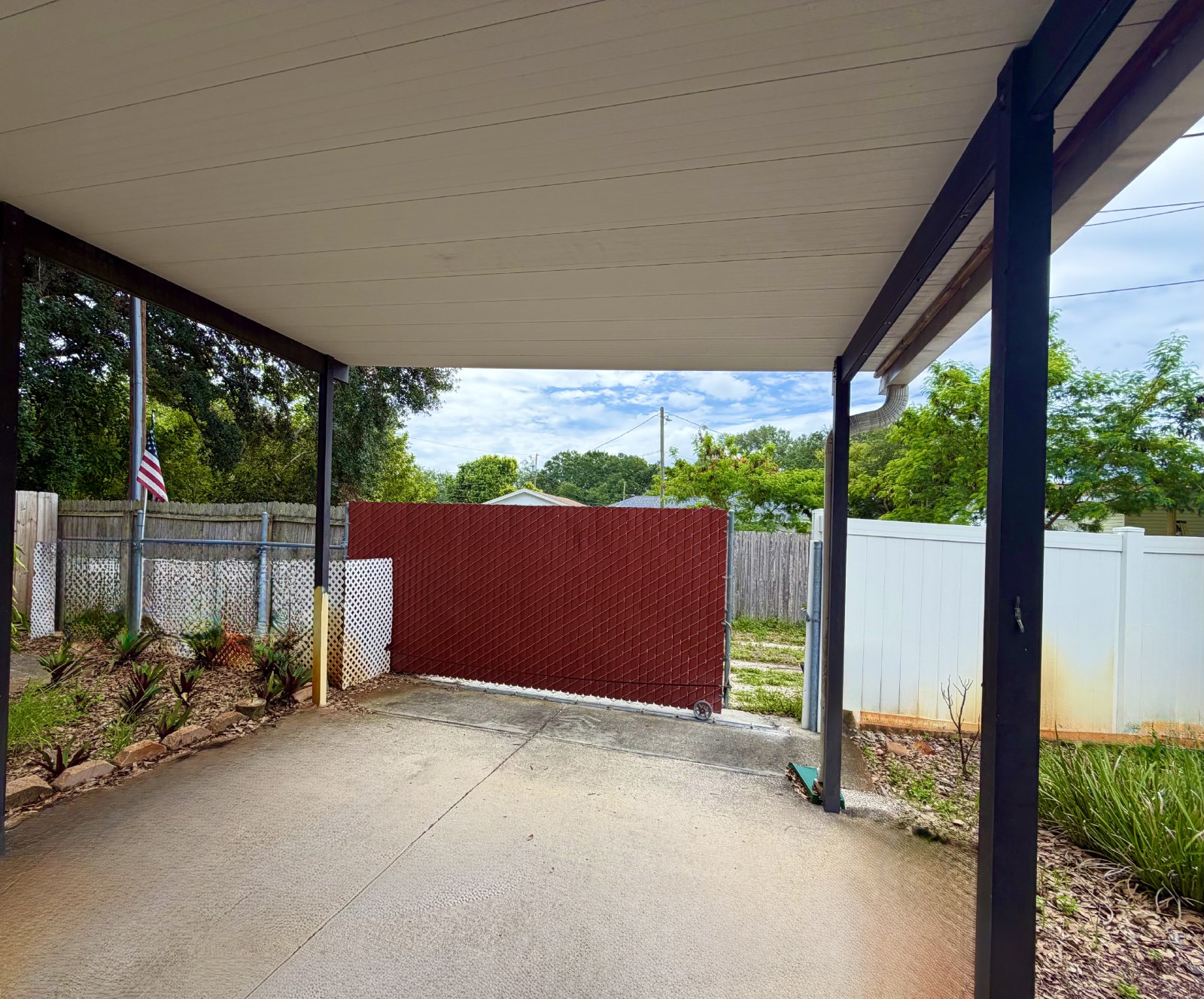 Two bedroom home for rent in North St Petersburg property image