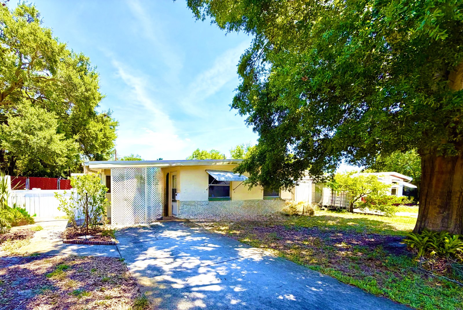 Two bedroom home for rent in North St Petersburg property image