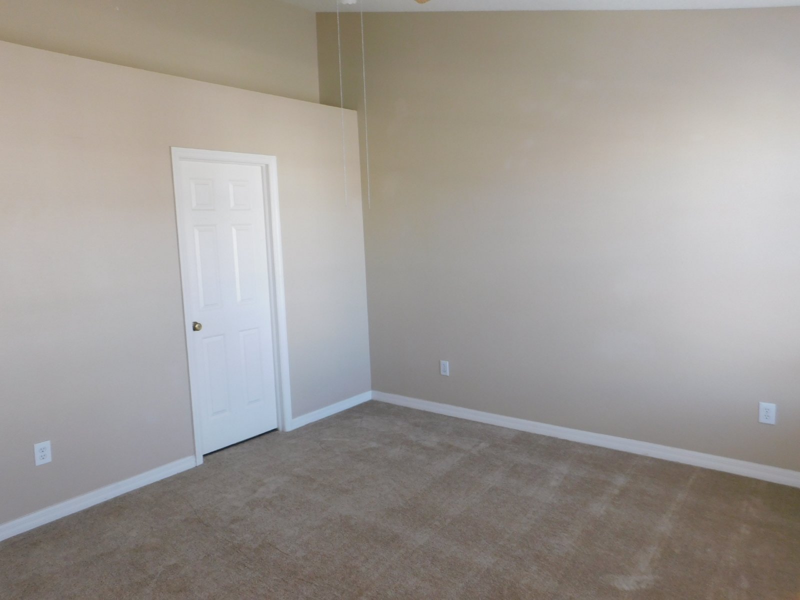 Beautiful Townhouse In Westchase/Countryway Area property image