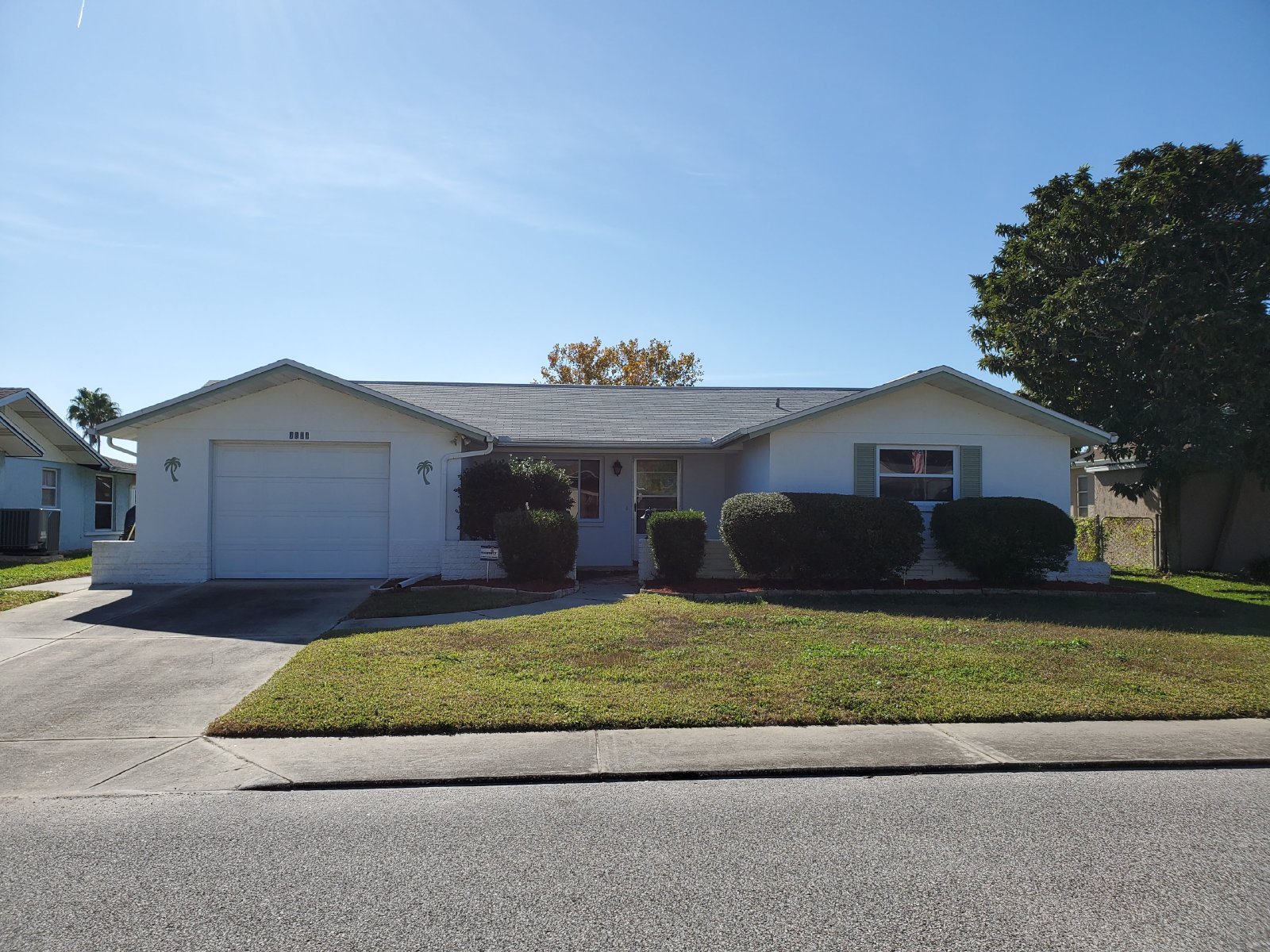 2 Bedroom, 2 Baths, 1 Car Garage & Florida Room! property image