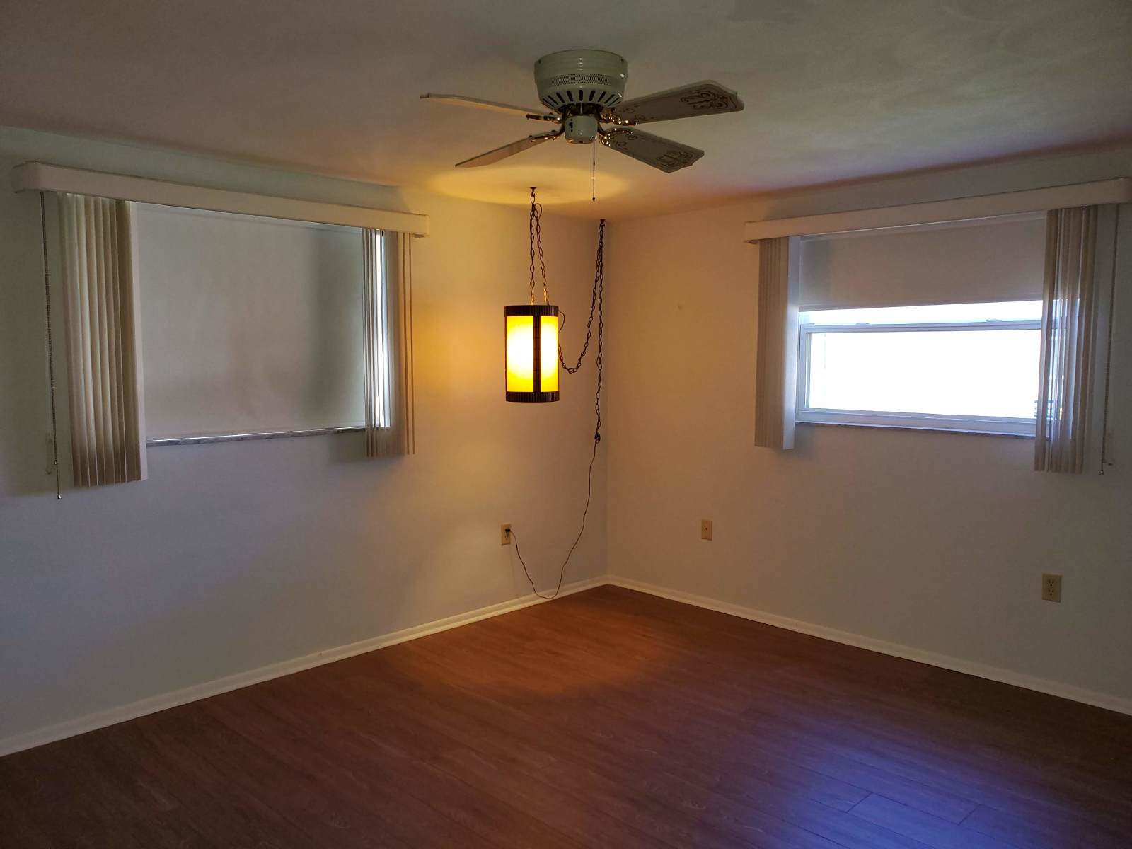 2 Bedroom, 2 Baths, 1 Car Garage & Florida Room! property image