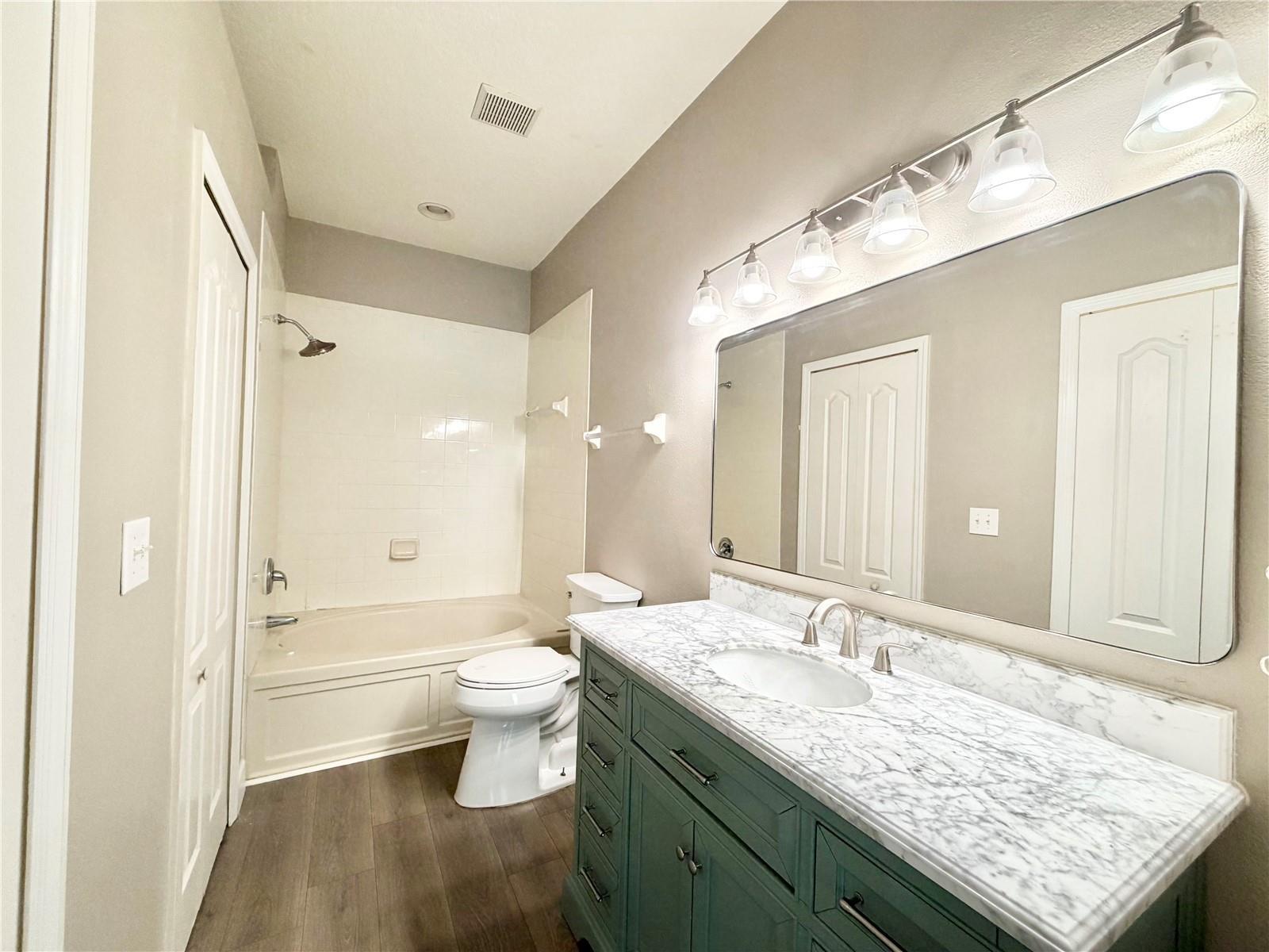 3 Bedroom / 2 Bathroom Pool Home In Seffner - Available Now! property image