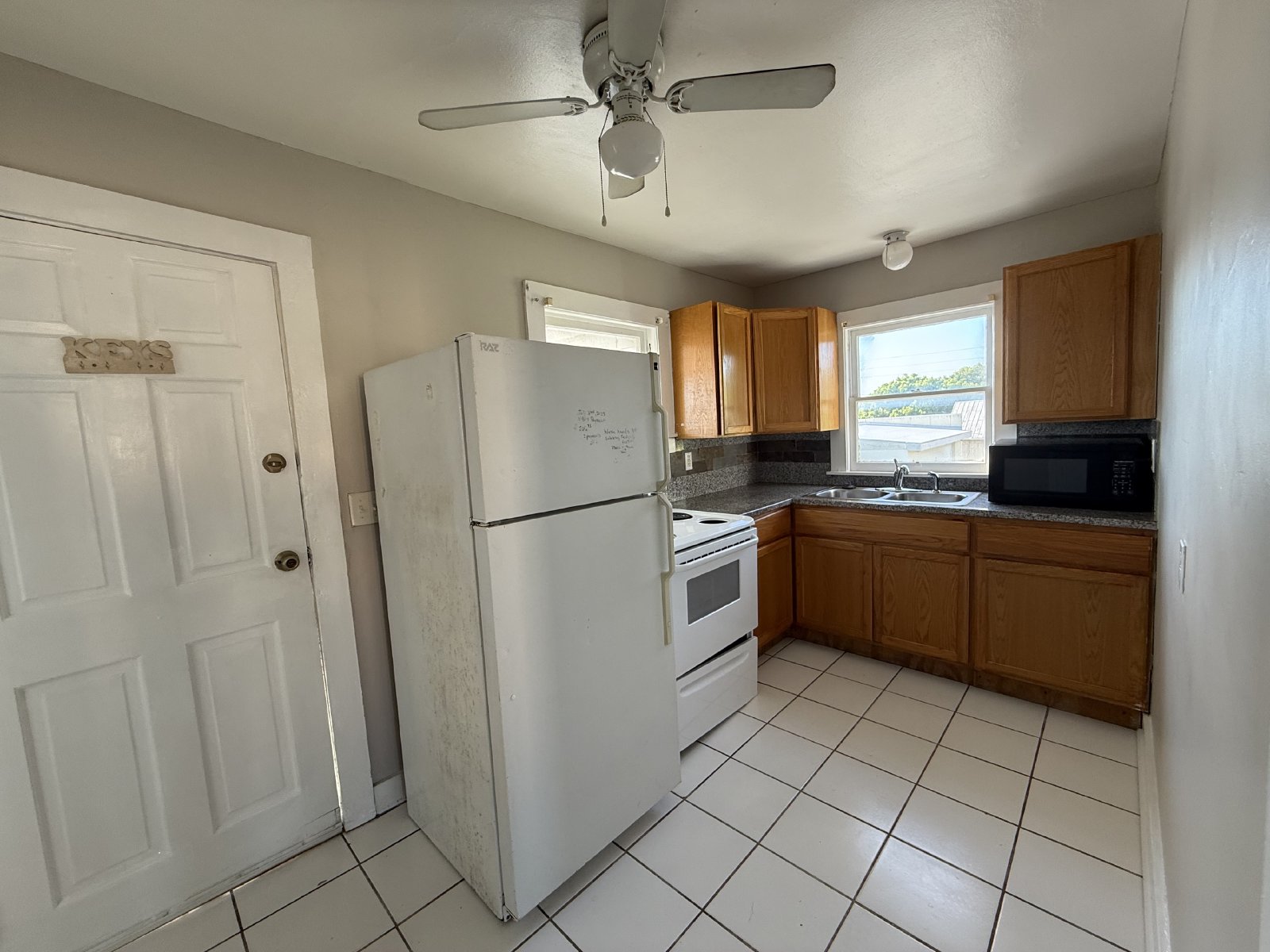 1 Bedroom 1 Bath In Zephyrhills property image