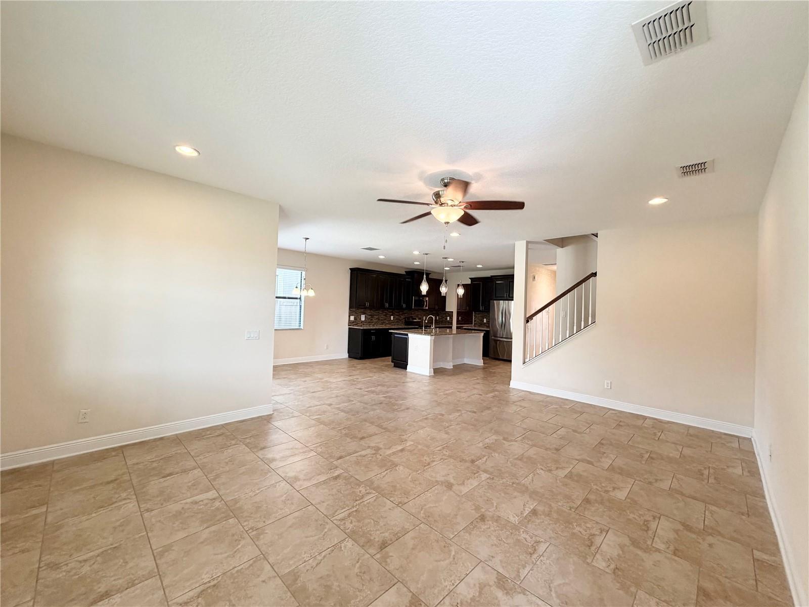 Stunning 5Bed 4Bath Home In New Tampa property image