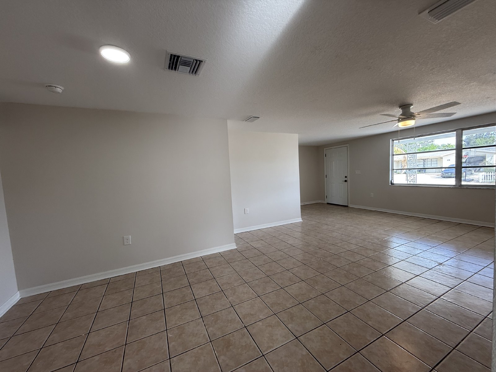3 Bedroom, 2 Bathroom, Holiday property image